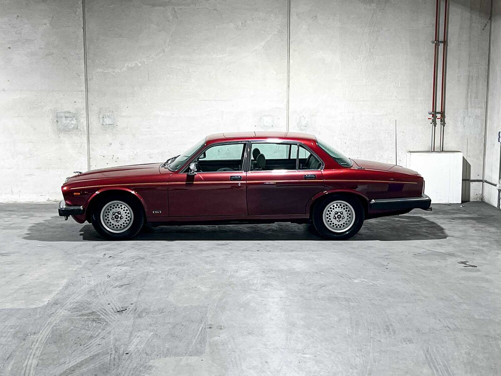 Jaguar Sovereign 4.2 Sovereign 206pk 1986, 49-DH-ZZ