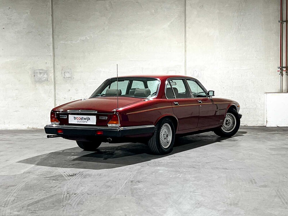Jaguar Sovereign 4.2 Sovereign 206pk 1986, 49-DH-ZZ