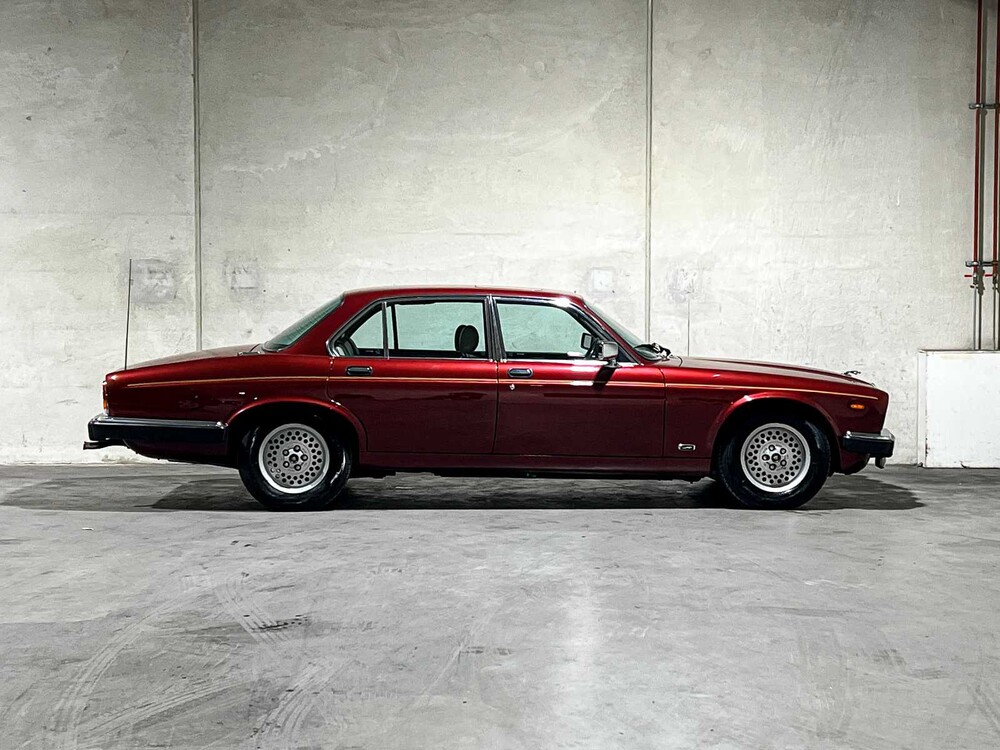 Jaguar Sovereign 4.2 Sovereign 206pk 1986, 49-DH-ZZ