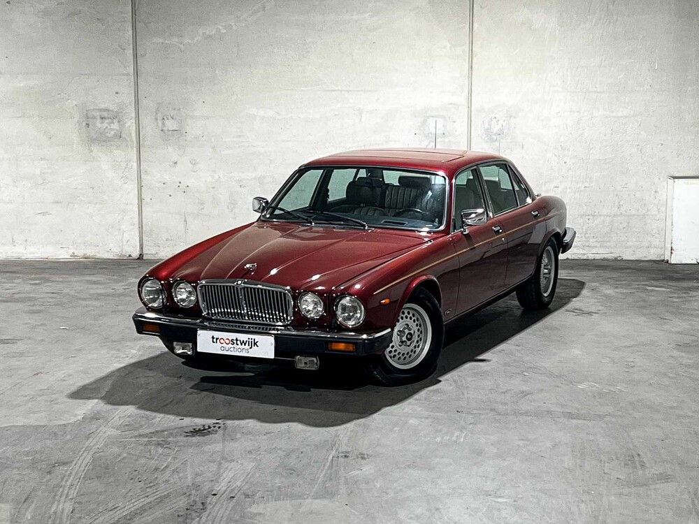 Jaguar Sovereign 4.2 Sovereign 206pk 1986, 49-DH-ZZ