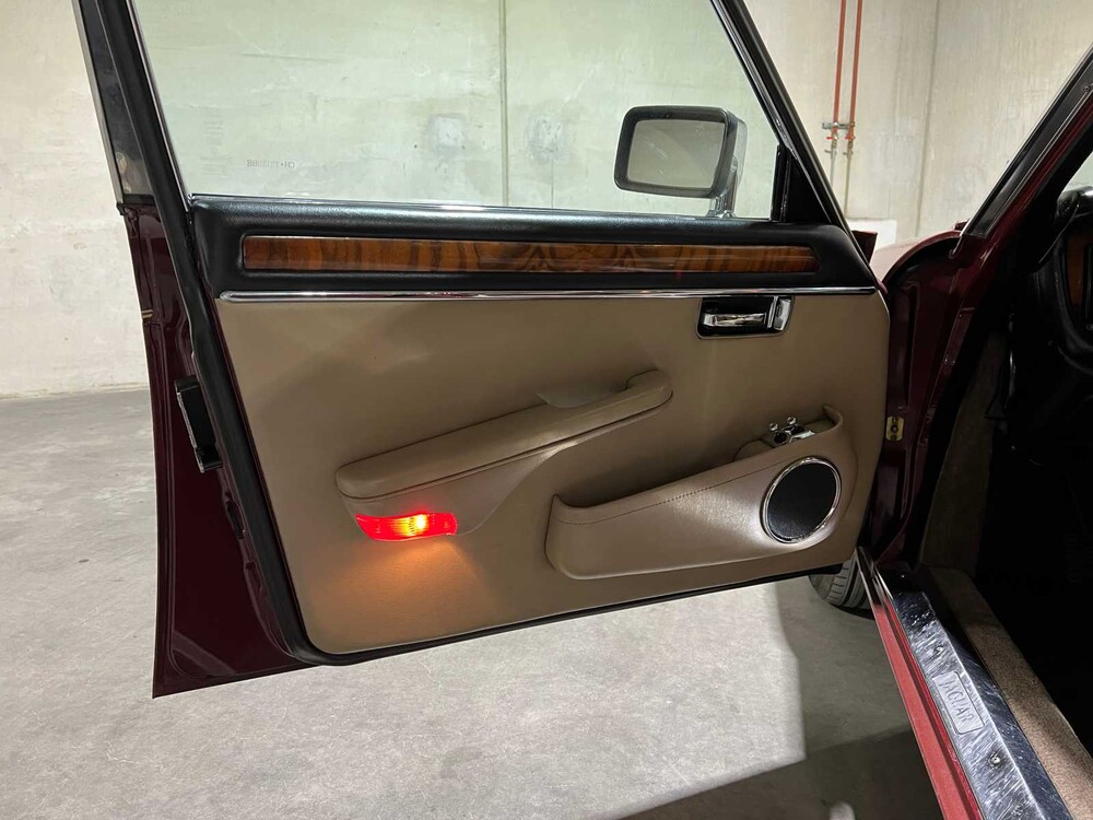 Jaguar Sovereign 4.2 Sovereign 206pk 1986, 49-DH-ZZ