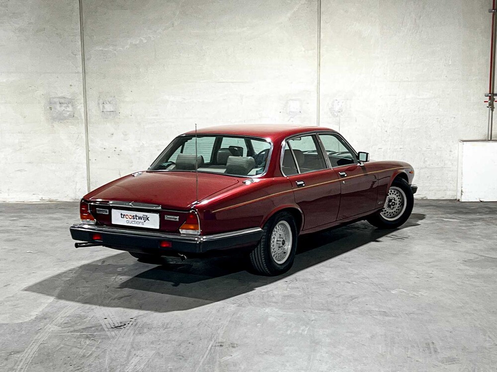 Jaguar Sovereign 4.2 Sovereign 206pk 1986, 49-DH-ZZ