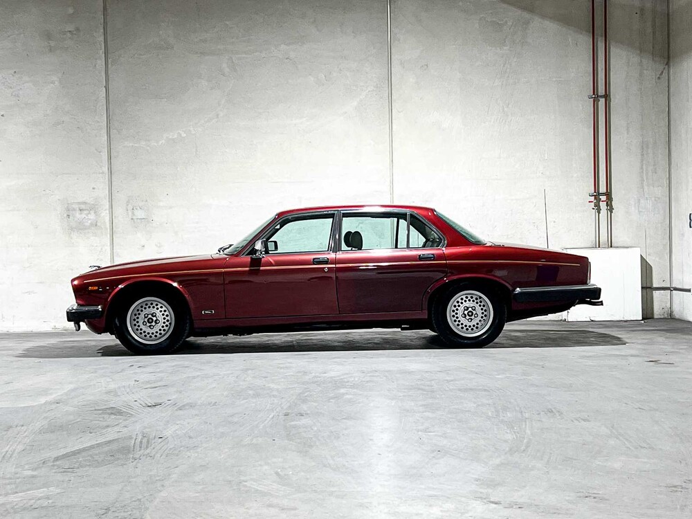 Jaguar Sovereign 4.2 Sovereign 206pk 1986, 49-DH-ZZ