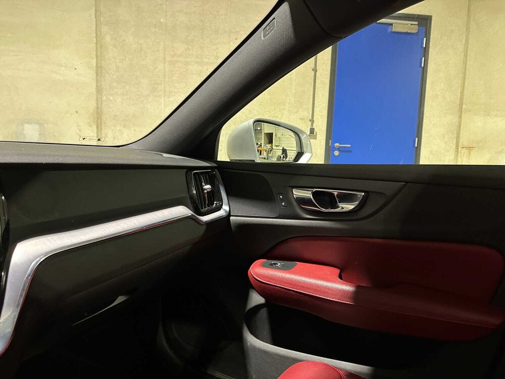 Volvo V60 2.0 T4 R-Design 190pk 2020, J-495-DH