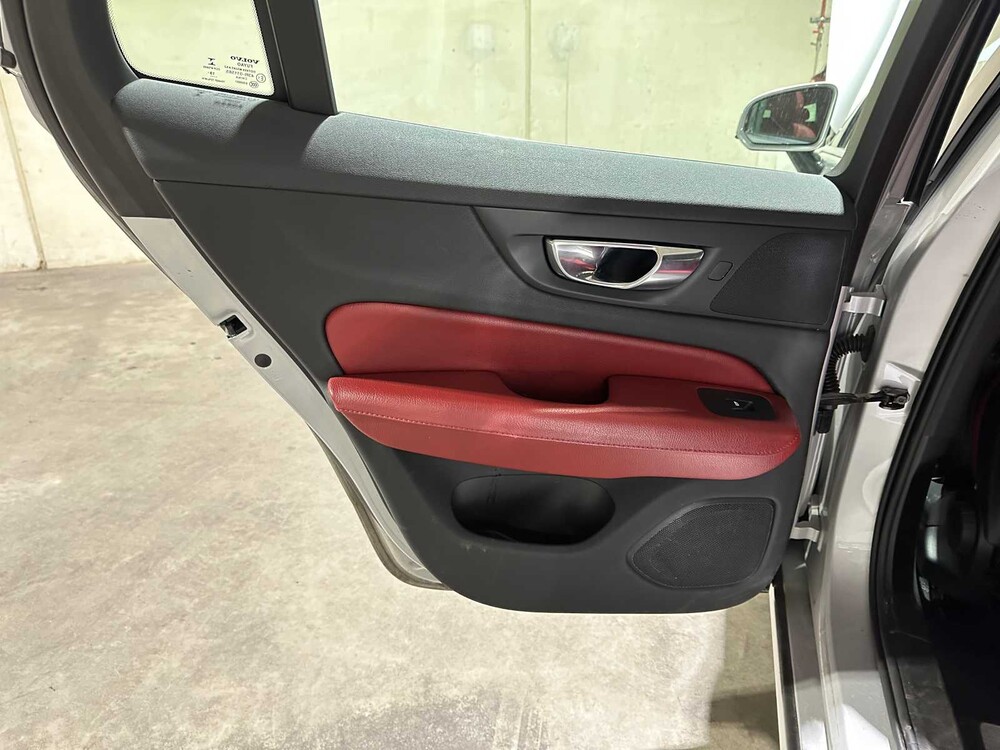 Volvo V60 2.0 T4 R-Design 190pk 2020, J-495-DH