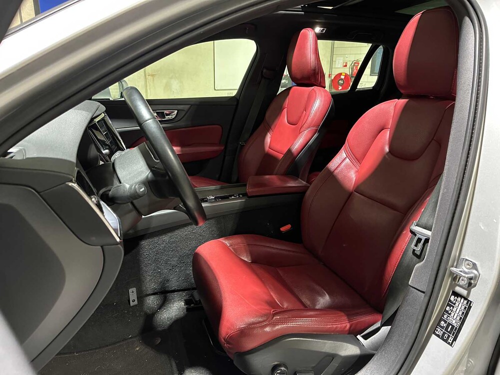 Volvo V60 2.0 T4 R-Design 190pk 2020, J-495-DH