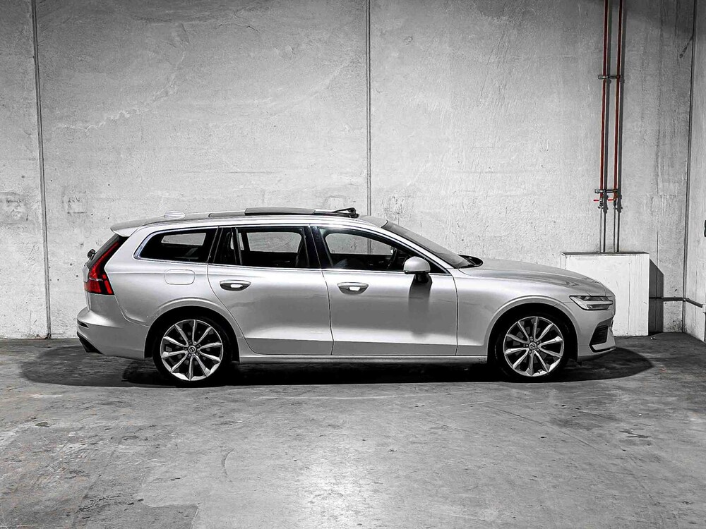 Volvo V60 2.0 T4 R-Design 190pk 2020, J-495-DH