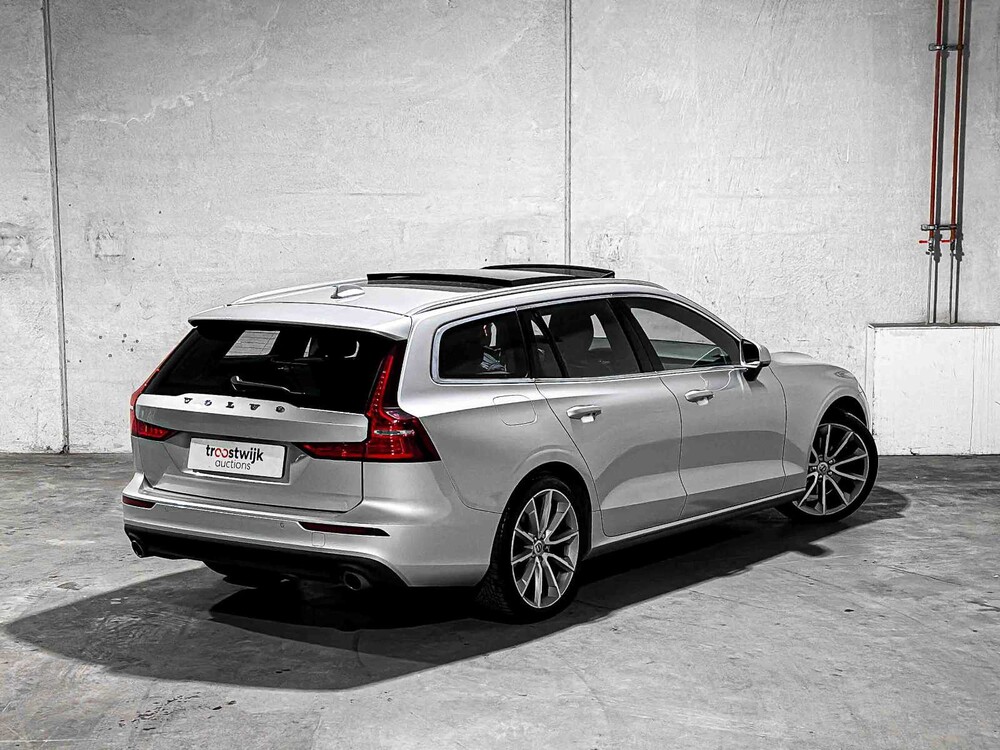 Volvo V60 2.0 T4 R-Design 190pk 2020, J-495-DH