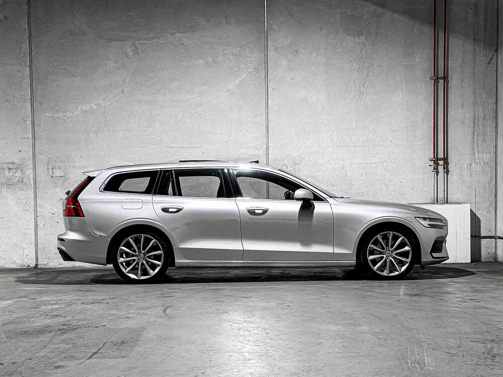 Volvo V60 2.0 T4 R-Design 190pk 2020, J-495-DH