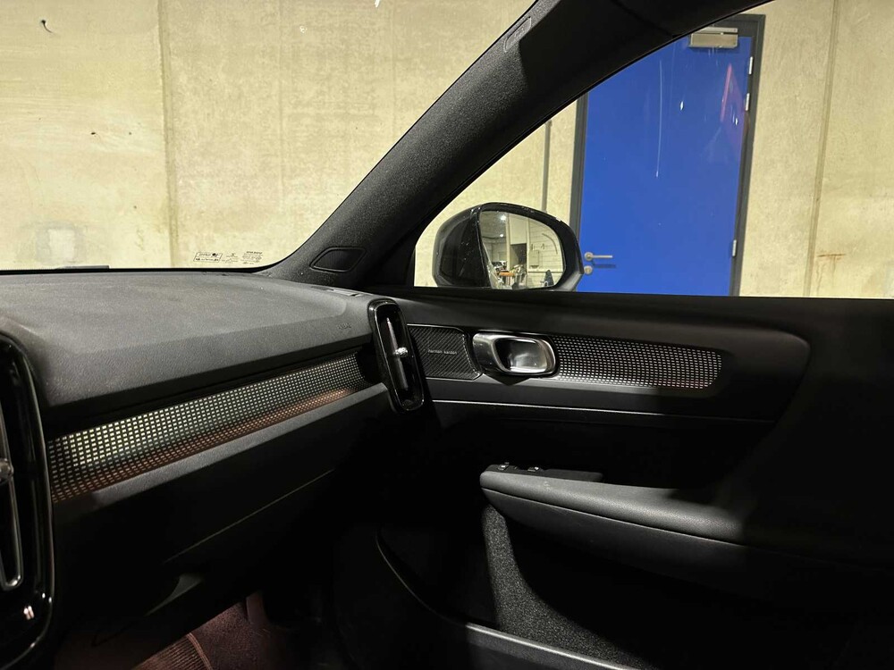 Volvo XC40 Recharge P8 AWD R-Design 408pk 2021, L-317-FX