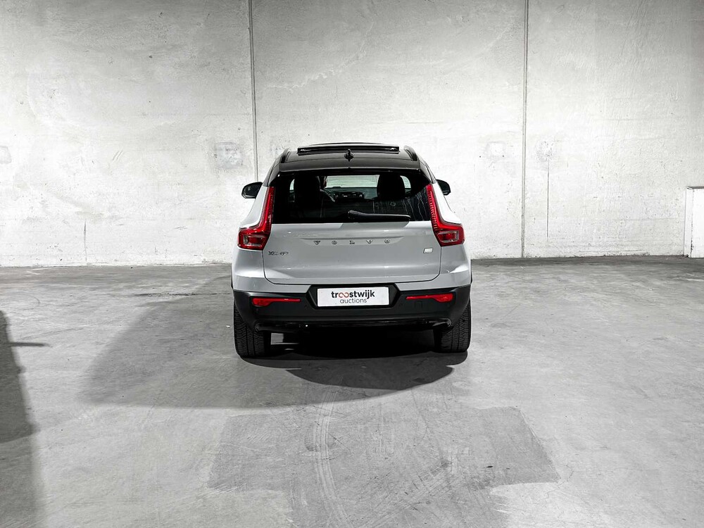 Volvo XC40 Recharge P8 AWD R-Design 408pk 2021, L-317-FX