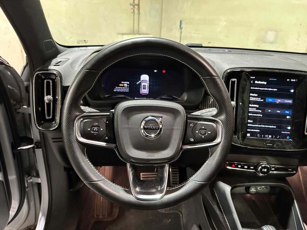 Volvo XC40 Recharge P8 AWD R-Design 408pk 2021, L-317-FX