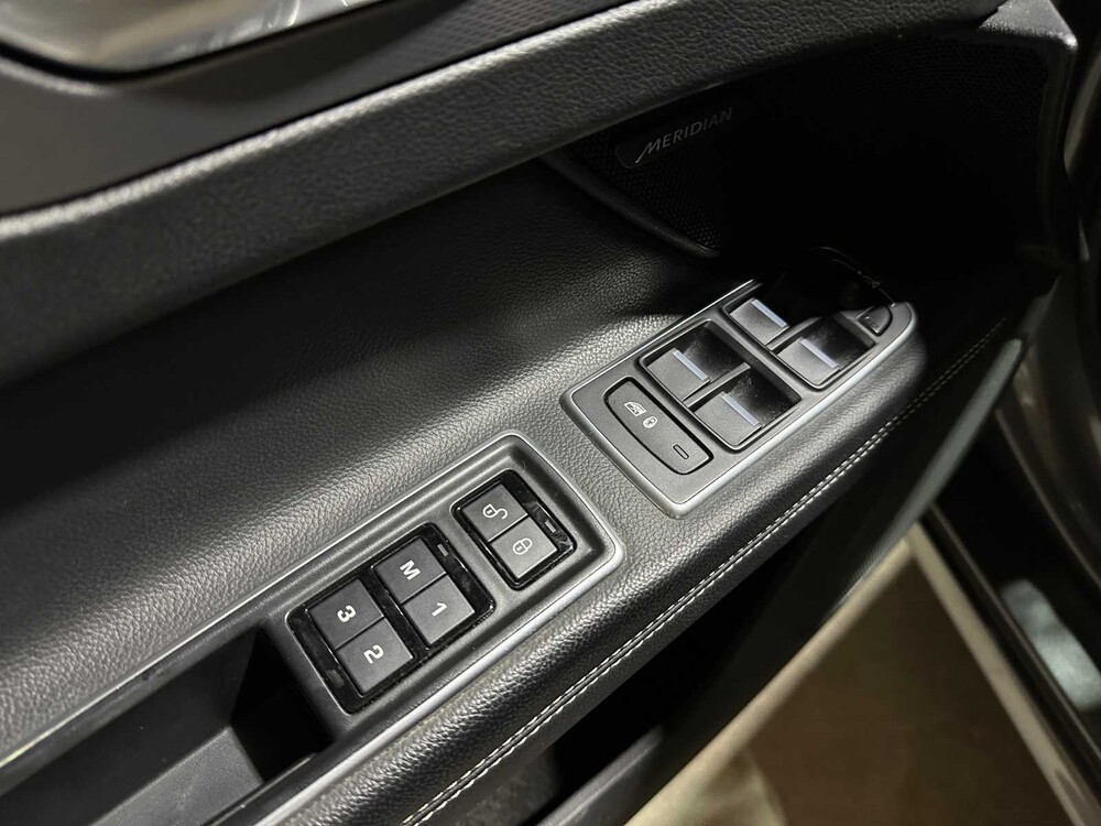 Jaguar XF Sportbrake 2.0d Portfolio 179pk 2017 (Origineel-NL), PZ-465-J