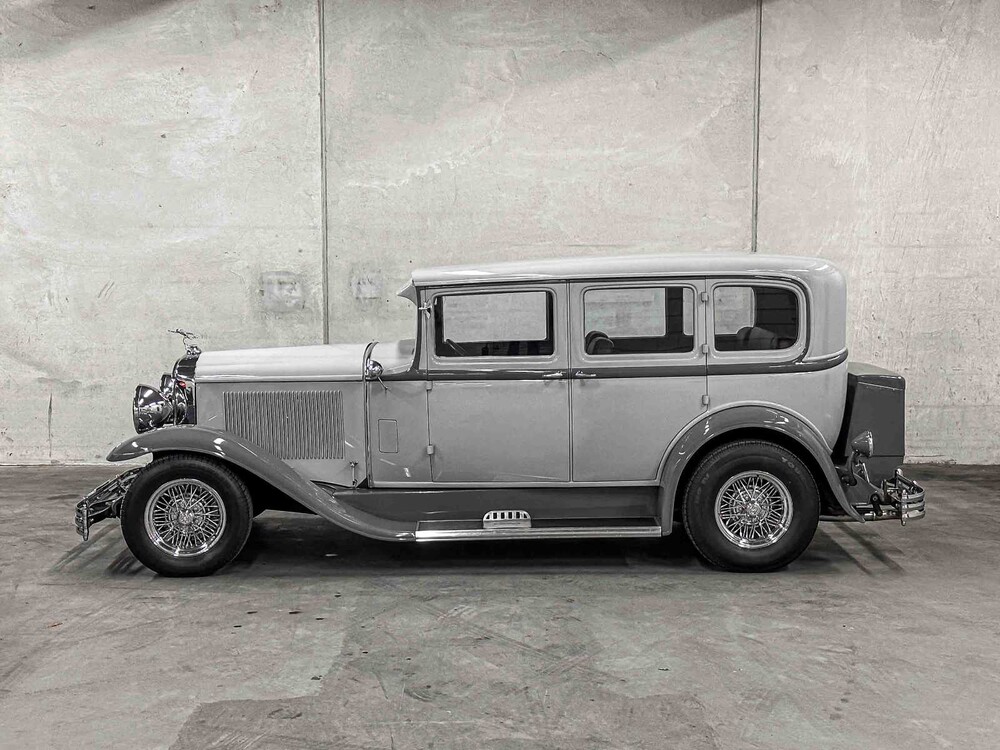 Buick 4-Door Sedan V8 (Resto-Mod) 200pk 1929 -Chevrolet 350 V8 Engine-, AR-08-27