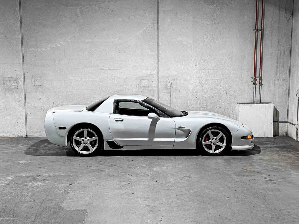 Chevrolet Corvette Z06 5.7 V8 405pk 2003