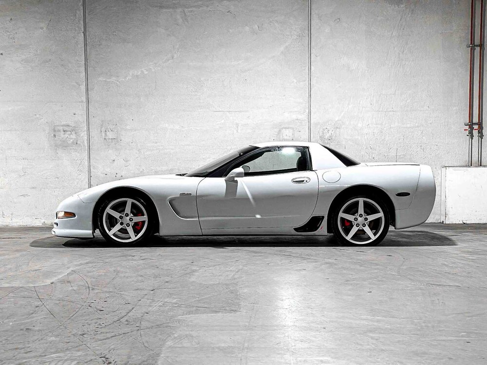 Chevrolet Corvette Z06 5.7 V8 405pk 2003