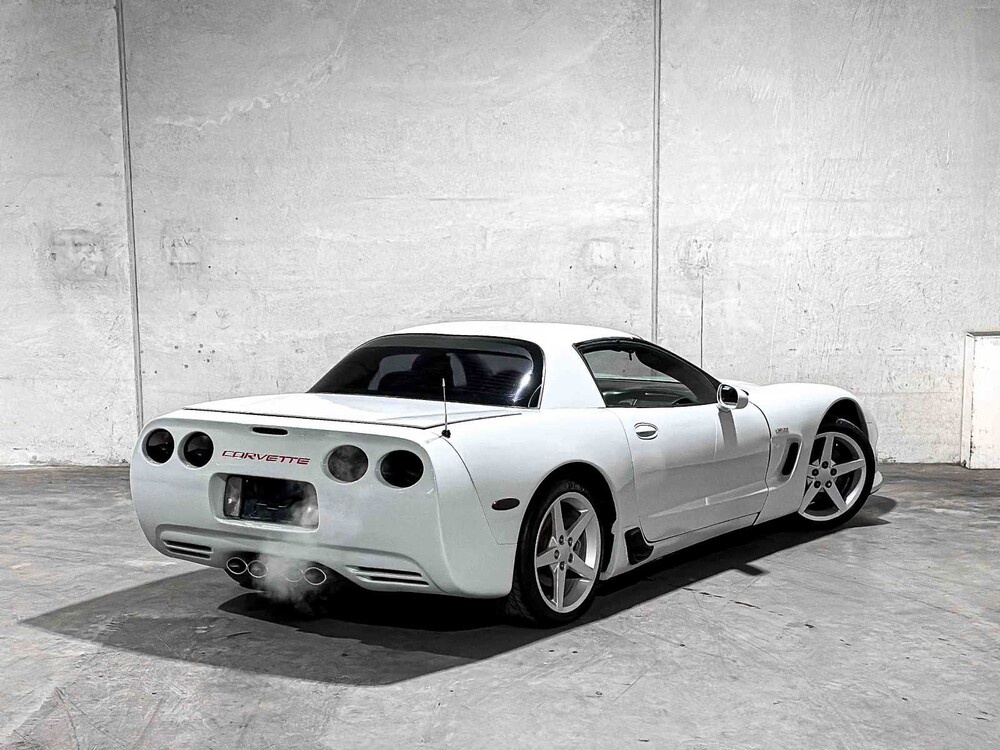 Chevrolet Corvette Z06 5.7 V8 405pk 2003