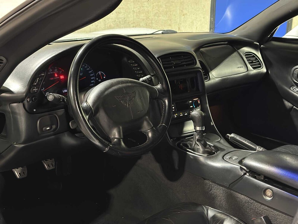 Chevrolet Corvette Z06 5.7 V8 405pk 2003