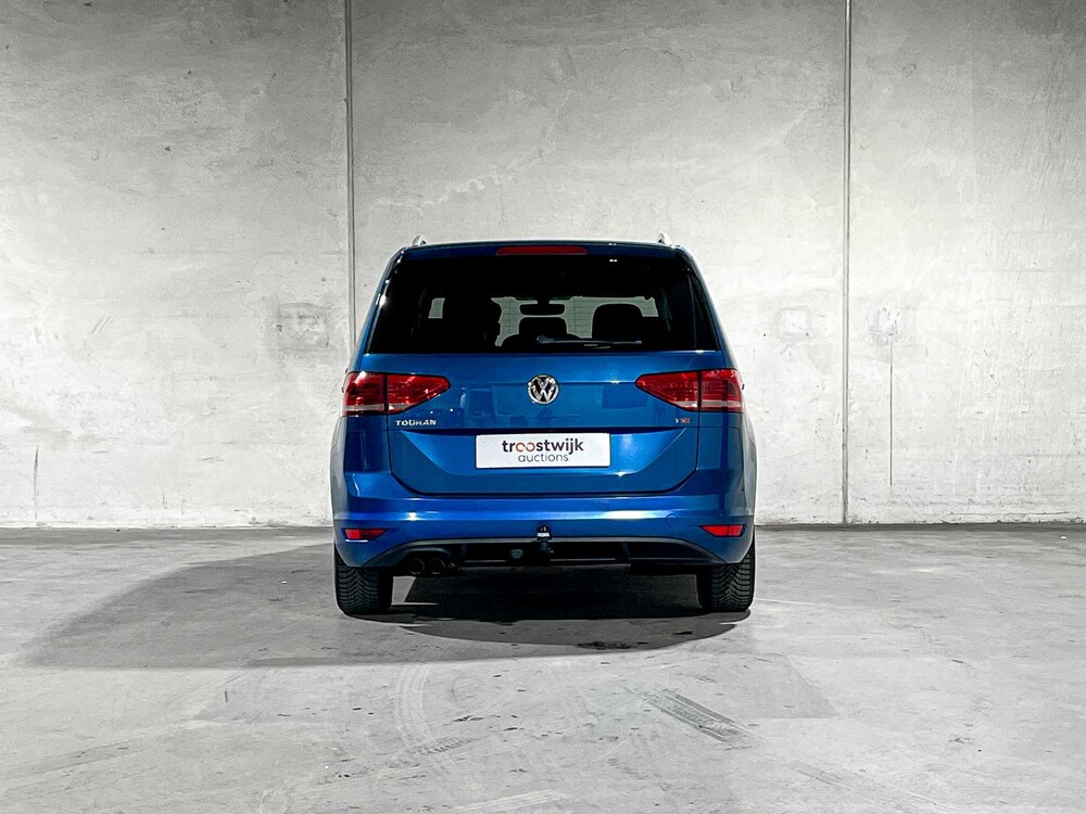 Volkswagen Touran 1.4 TSI Connected Series -Automaat- 150pk 2016, JS-249-R