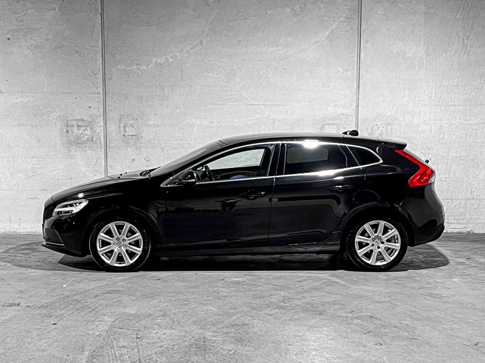 Volvo V40 2.0 D2 Nordic+ Inscription 120PS 2016, KN-272-N