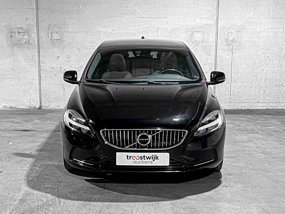 Volvo V40 2.0 D2 Nordic+ Inscription 120PS 2016, KN-272-N