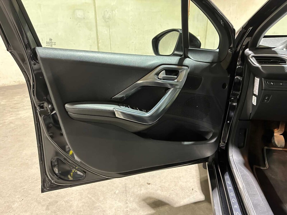 Peugeot 2008 1.2 PureTech GT-line 131pk 2017, XJ-930-V