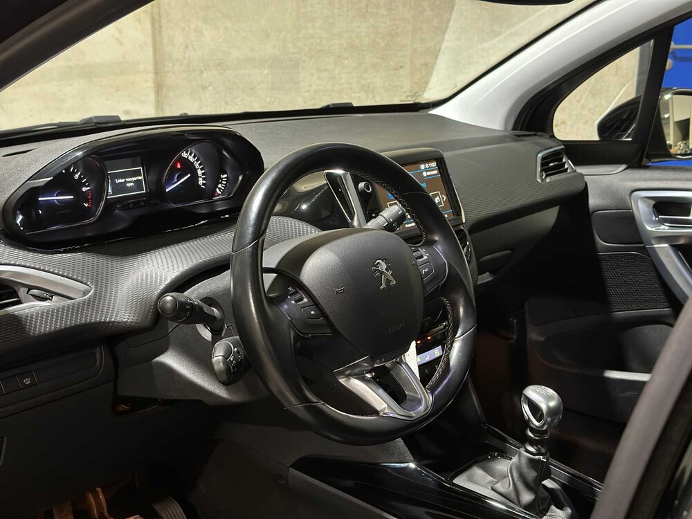 Peugeot 2008 1.2 PureTech GT-line 131pk 2017, XJ-930-V