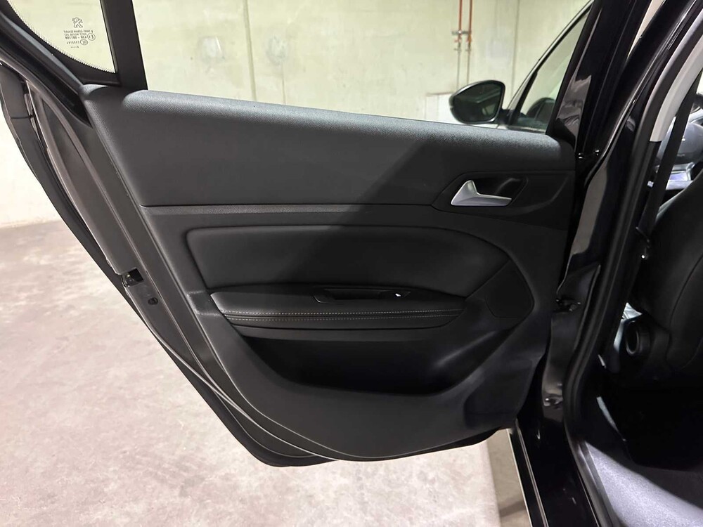 Peugeot 308 1.2 PureTech Allure 131pk 2014, 9-XZD-80