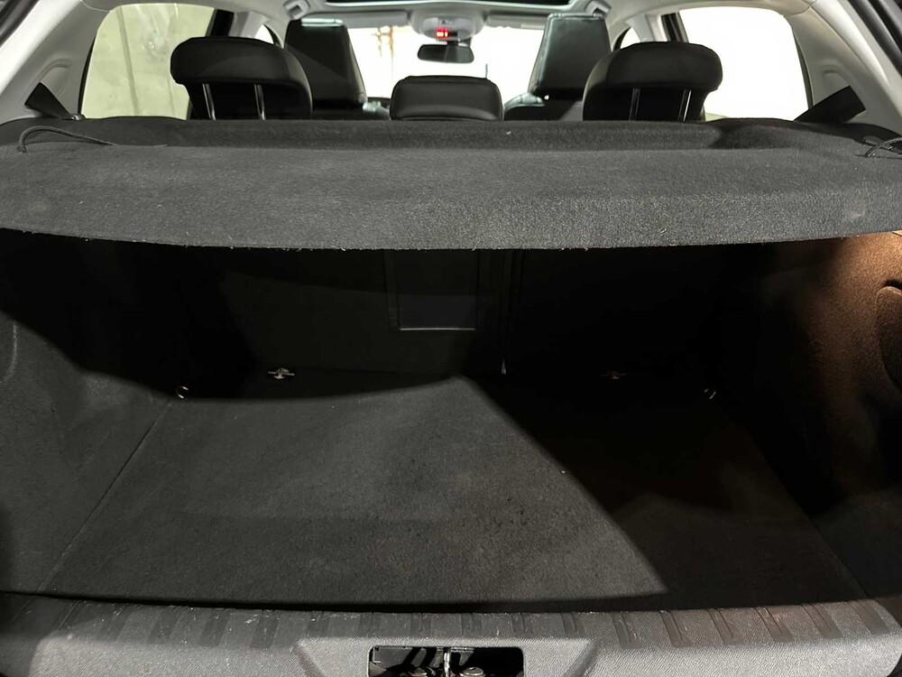 Peugeot 308 1.2 PureTech Allure 131pk 2014, 9-XZD-80