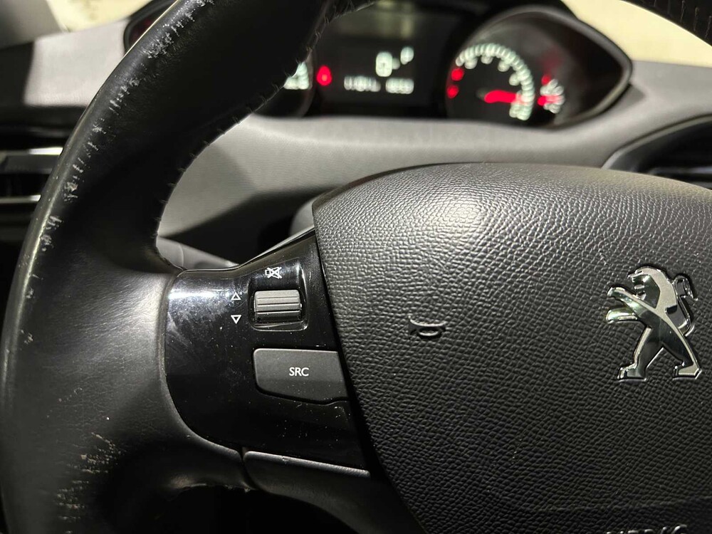 Peugeot 308 1.2 PureTech Allure 131pk 2014, 9-XZD-80