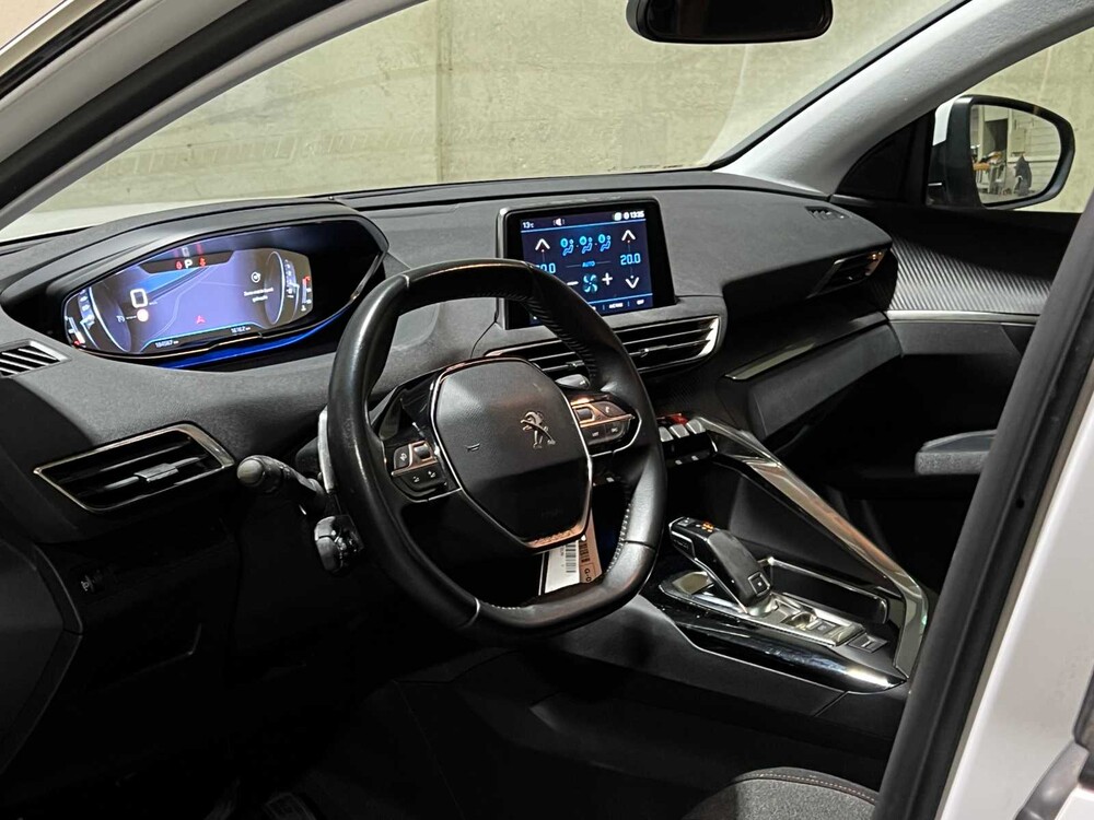 Peugeot 5008 1.2 PureTech Blue Lease Executive 131PS 2020, G-076-XH