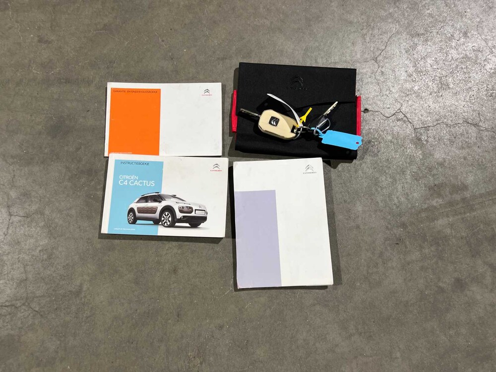 Citroen C4 Cactus 1.2 PureT. Business 82PS 2016, JK-592-S