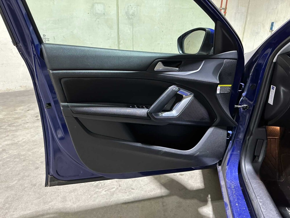 Peugeot 308 SW 1.2 PureTech Blue Lease Premium 131PS 2020, H-925-TP