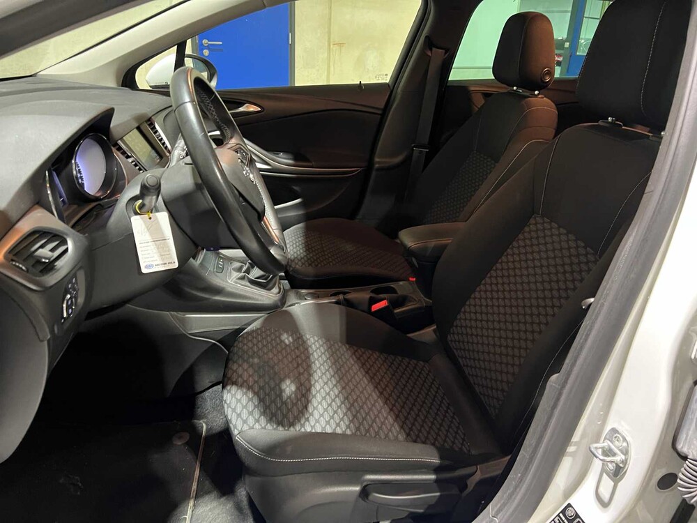 Opel Astra Sports Tourer 1.2 Business Edition 145hp 2020, H-905-ZX