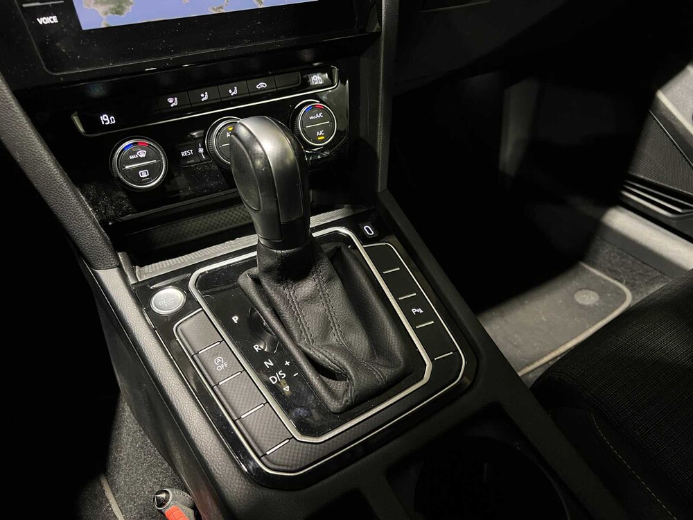 Volkswagen Passat 1.5 TSI Comfort Business 150PS 2020, H-130-LJ