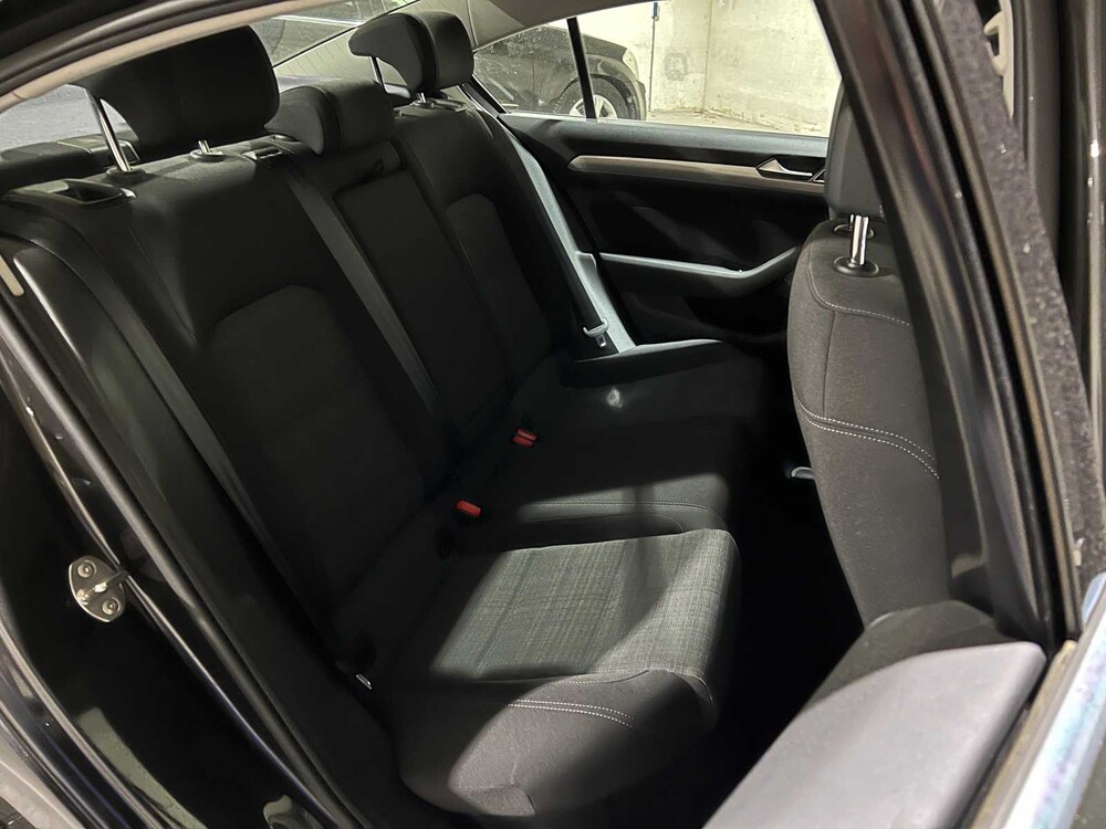 Volkswagen Passat 1.5 TSI Comfort Business 150PS 2020, H-130-LJ
