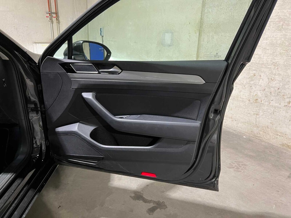 Volkswagen Passat 1.5 TSI Comfort Business 150PS 2020, H-130-LJ