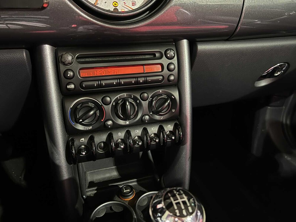 Mini Cooper Chile Cabrio 116PS 2005, 52-RF-NK