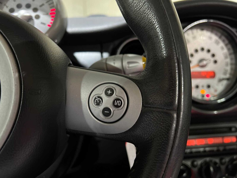 Mini Cooper Chile Cabrio 116PS 2005, 52-RF-NK