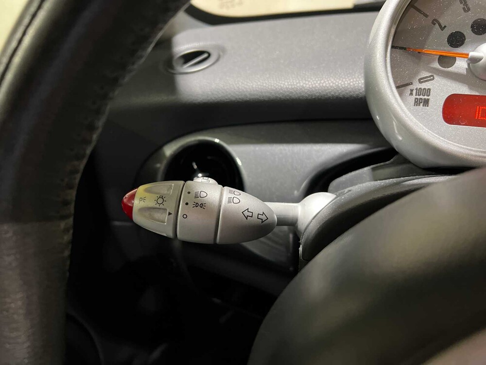 Mini Cooper Chile Cabrio 116PS 2005, 52-RF-NK