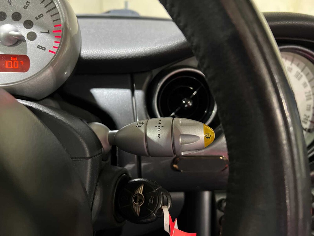 Mini Cooper Chile Cabrio 116PS 2005, 52-RF-NK