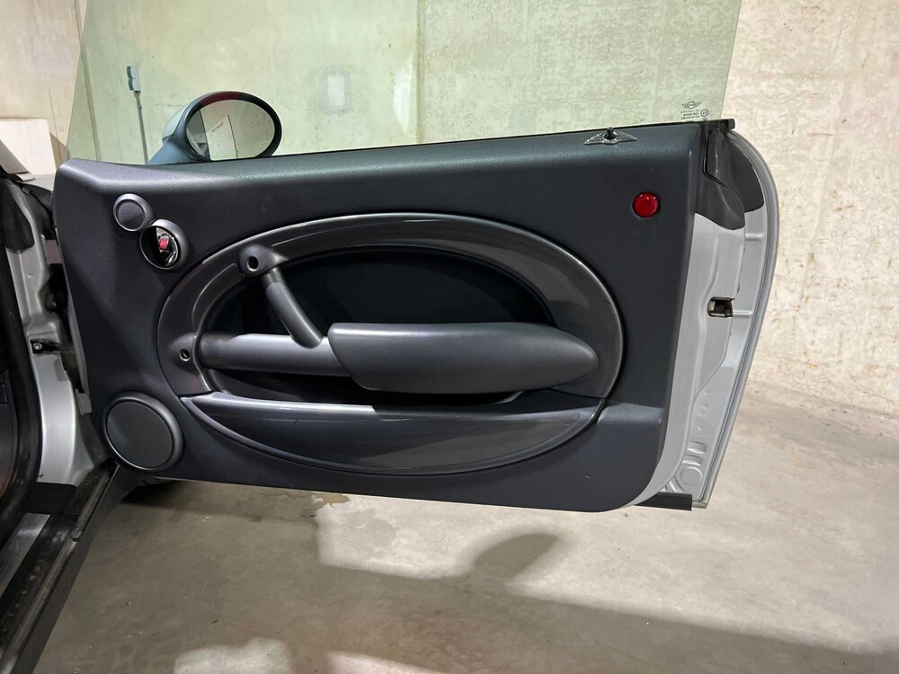 Mini Cooper Chile Cabrio 116PS 2005, 52-RF-NK