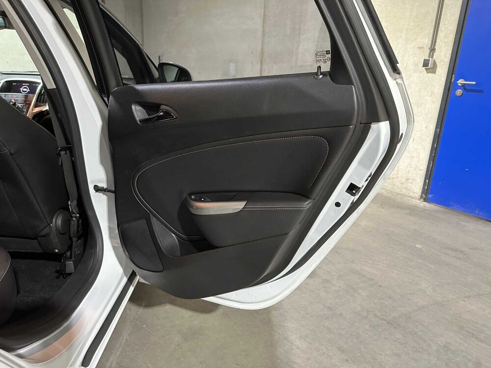 Opel Astra 1.4 Turbo Sport 140PS 2012, 49-XNS-9