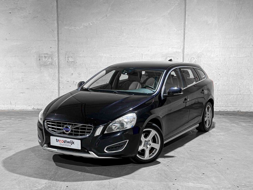 Volvo V60 1.6 T4 Summum 179PS 2011, 51-PFF-4