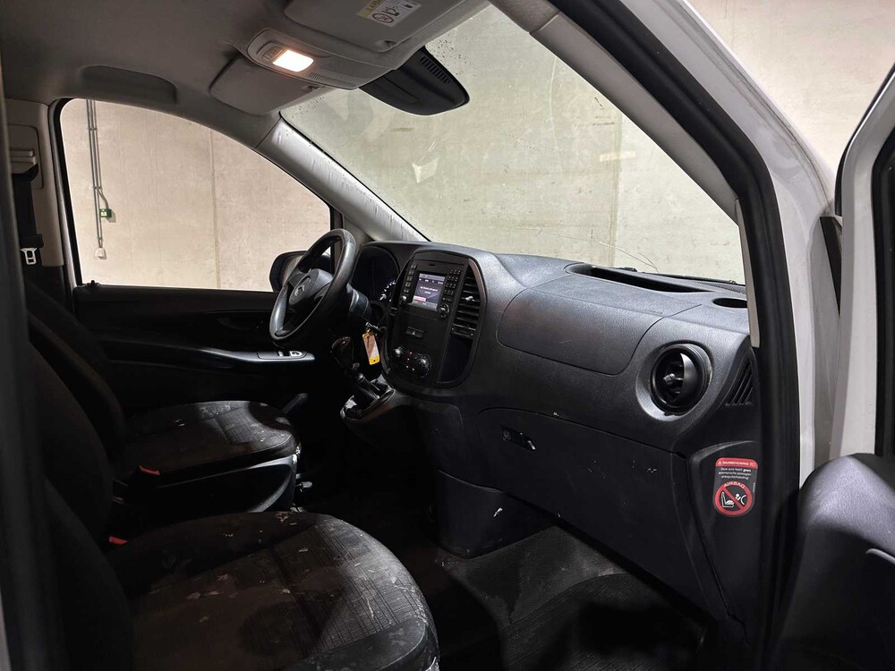 Mercedes-Benz Vito 111 CDI Long Van of the Year Edition 114PS 2017 Nutzfahrzeug, V-815-GK