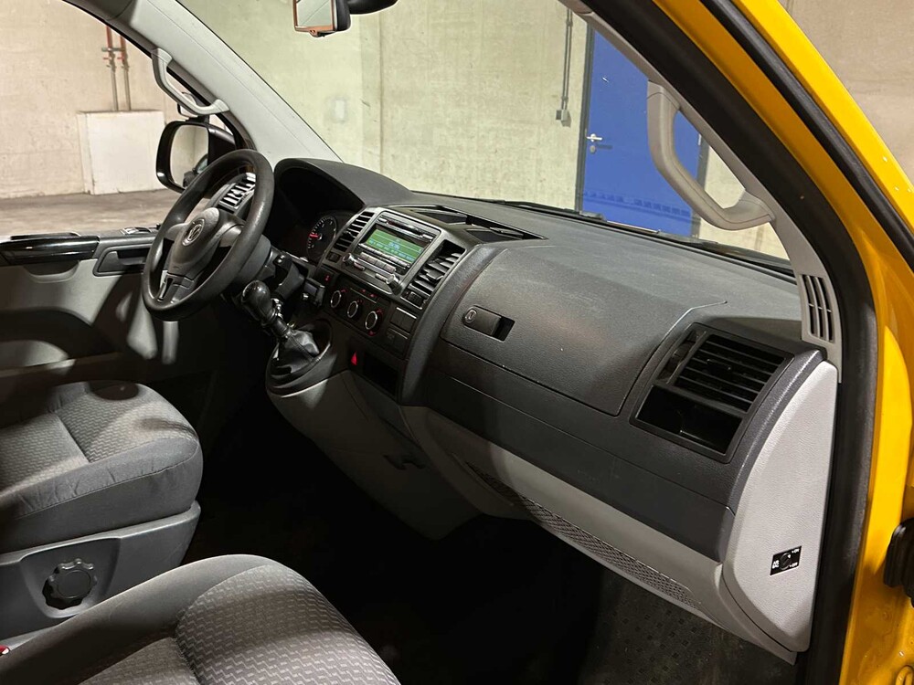 Volkswagen Transporter 2.0 TDI L2H2 102PS 2013, VG-331-F Nutzfahrzeug