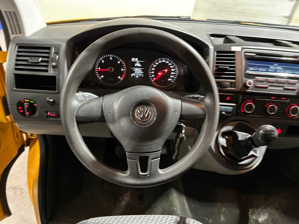 Volkswagen Transporter 2.0 TDI L2H2 102PS 2013, VG-331-F Nutzfahrzeug