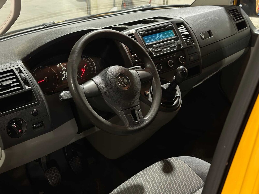 Volkswagen Transporter 2.0 TDI L2H2 102PS 2013, VG-331-F Nutzfahrzeug