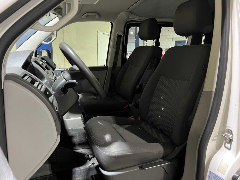 Volkswagen Transporter 2.0 TDI L2H1 Comfort DC 140PS 2015, VL-605-H Nutzfahrzeug