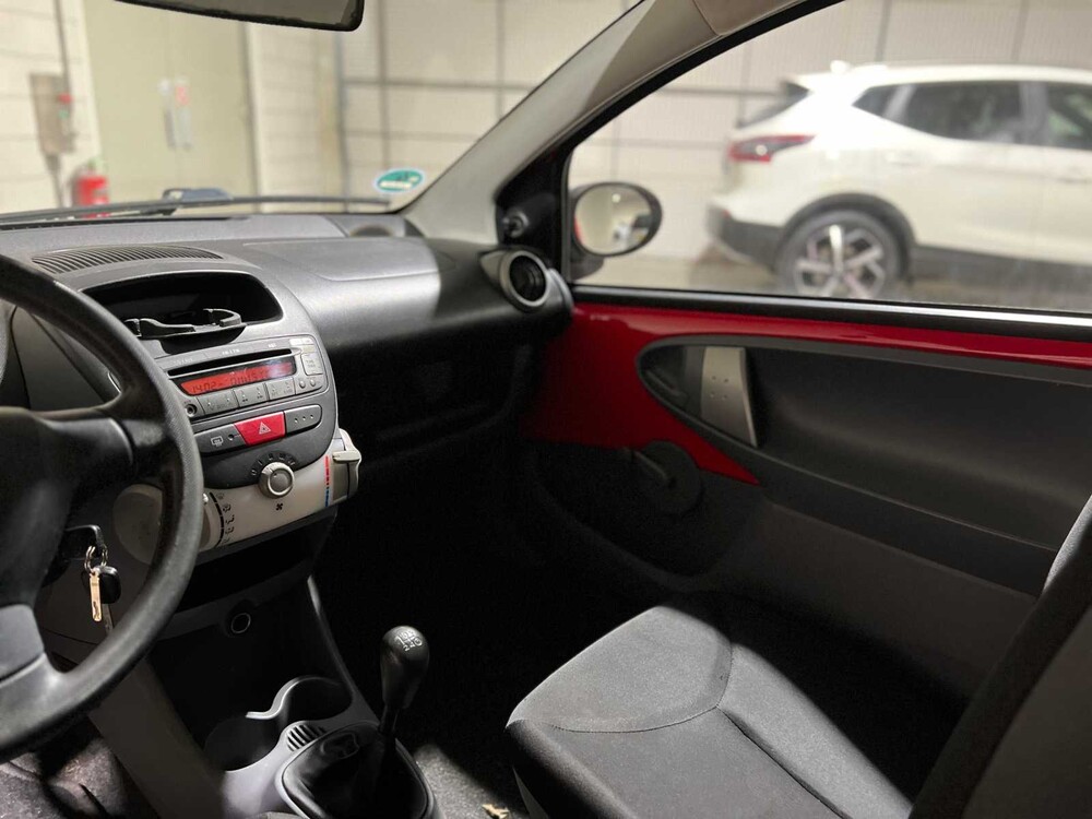 Toyota Aygo 1.0-12V 68PS 2006, 69-SV-DF